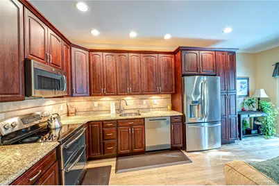 4 Chelsea Drive, Smithtown, NY 11787 - Photo 13