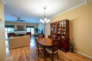 4 Chelsea Dr, Smithtown, NY 11787 - Photo 9