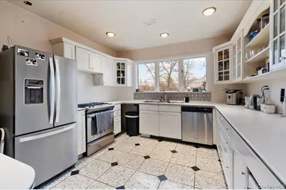 136 Linden Street, Woodmere, NY 11598 - Photo 11