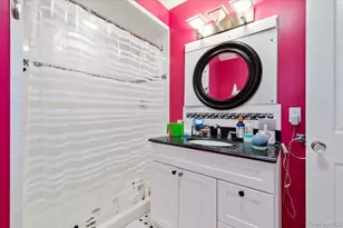 136 Linden St, Woodmere, NY 11598 - Photo 21