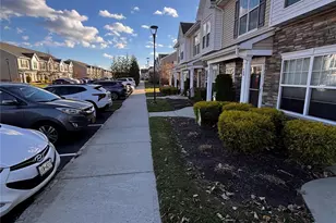 127 Weatherby Ln, Central Islip, NY 11722 - Photo 23