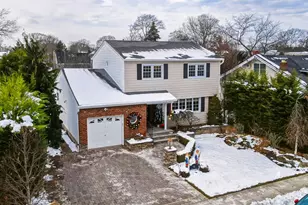 90 Pacific St, Massapequa Park, NY 11762 - Photo 41