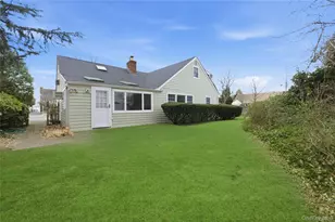 66 Woods Ave, Malverne, NY 11565 - Photo 17