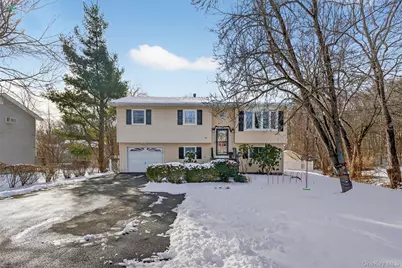 95 Sutton Park Road, Poughkeepsie, NY 12603 - Photo 1