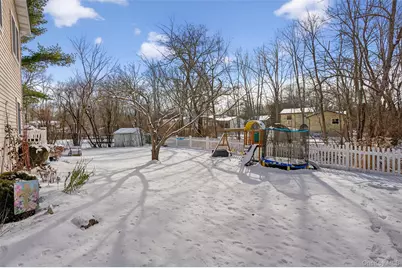 95 Sutton Park Road, Poughkeepsie, NY 12603 - Photo 23