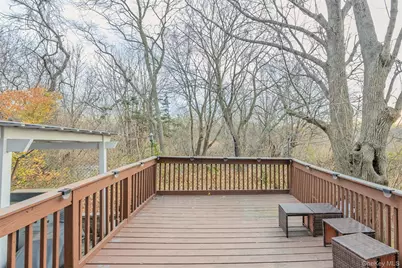 902 Linden Avenue, Westbury, NY 11590 - Photo 29