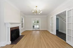 34 Adriance Ave, Poughkeepsie, NY 12601 - Photo 9