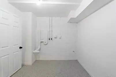 34 Adriance Avenue, Poughkeepsie, NY 12601 - Photo 27