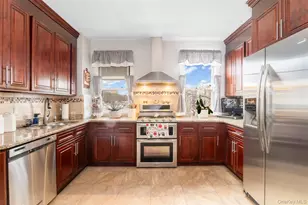 637 Rosewood St, Bronx, NY 10467 - Photo 7