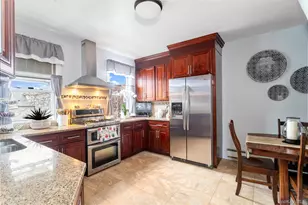 637 Rosewood St, Bronx, NY 10467 - Photo 5