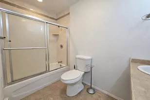 652 Hawkins Rd E, Coram, NY 11727 - Photo 19