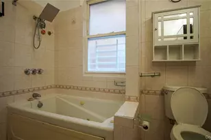 1718 Melville St, Bronx, NY 10460 - Photo 9