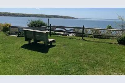 1240 West Road, Cutchogue, NY 11935 - Photo 3
