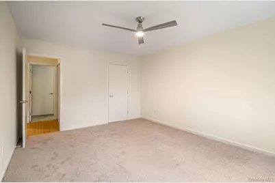 30 Hillside Terrace #E, White Plains, NY 10601 - Photo 13