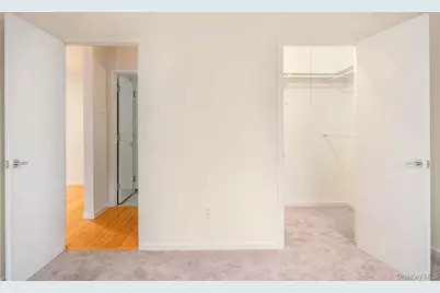 30 Hillside Terrace #E, White Plains, NY 10601 - Photo 15