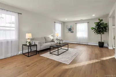 37 Malvern Lane, Stony Brook, NY 11790 - Photo 3