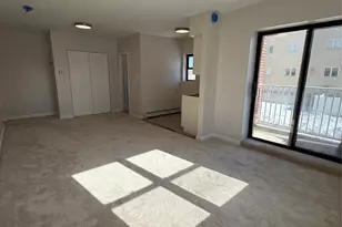 475 W Broadway, Long Beach, NY 11561 - Photo 9