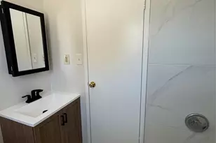 475 W Broadway, Long Beach, NY 11561 - Photo 11