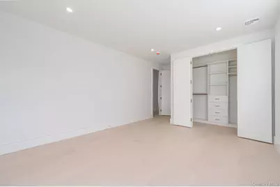 1815 Laurel Avenue, Southold, NY 11971 - Photo 33