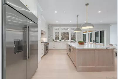 1815 Laurel Avenue, Southold, NY 11971 - Photo 7