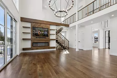 39 Potters Lane, New Rochelle, NY 10805 - Photo 11