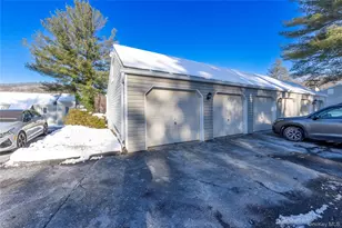 502 Holly Stream Ct, Brewster, NY 10509 - Photo 3