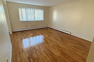 2813 Gunther Ave, Bronx, NY 10469 - Photo 1