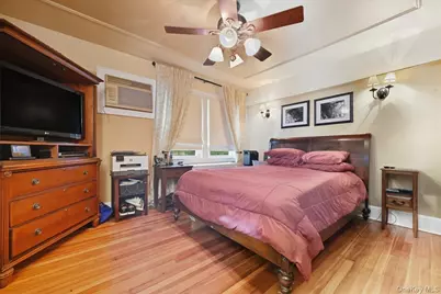 70 Larch Avenue, Floral Park, NY 11001 - Photo 21