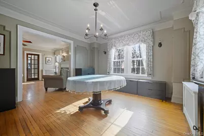 70 Larch Avenue, Floral Park, NY 11001 - Photo 11