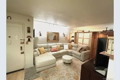 91-10 32 Avenue #E102, East Elmhurst, NY 11369 - Photo 5