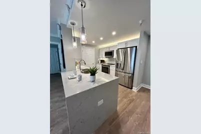 1100 Avalon Street #S1347, Glen Cove, NY 11542 - Photo 3