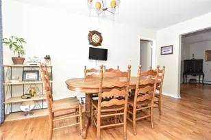 24 Bon Aire Cir, Suffern, NY 10901 - Photo 9