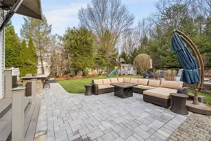 7 Park View Ln, Lake Grove, NY 11755 - Photo 41