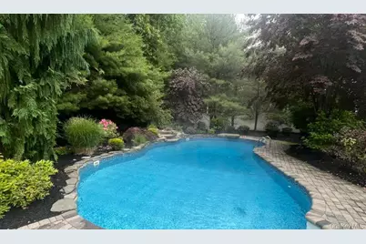 7 Park View Lane, Lake Grove, NY 11755 - Photo 47