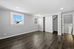 123 S Fordham Rd, Hicksville, NY 11801 - Photo 19