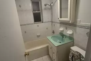 75-10 Yellowstone Blvd, Rego Park, NY 11374 - Photo 5