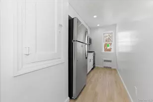 75 Maine Ave, Rockville Centre, NY 11570 - Photo 11
