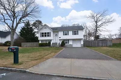 30 Apex Drive, Coram, NY 11727 - Photo 3