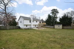 30 Apex Dr, Coram, NY 11727 - Photo 27