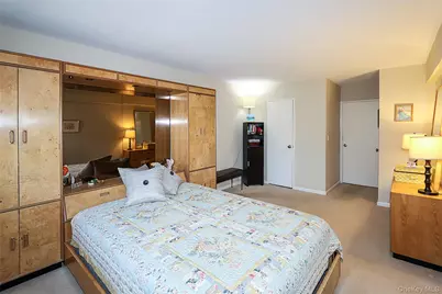 34 Pearsall Avenue #3G, Glen Cove, NY 11542 - Photo 27