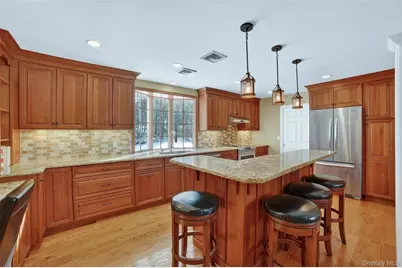 423 Rutledge Drive, Yorktown Heights, NY 10598 - Photo 11