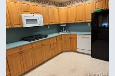 73 Peconic Street, Selden, NY 11784 - Photo 5