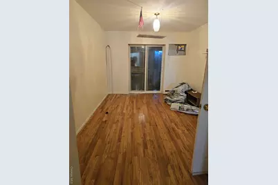 34 27 69th St Jackson Heights, Flushing, NY 11372 - Photo 3
