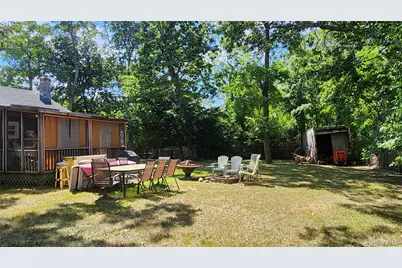 193 Commack Road, Mastic Beach, NY 11951 - Photo 33