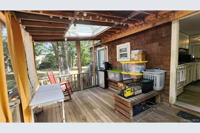 193 Commack Road, Mastic Beach, NY 11951 - Photo 23