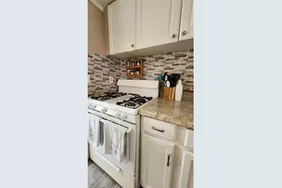 193 Commack Road, Mastic Beach, NY 11951 - Photo 21