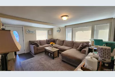 193 Commack Road, Mastic Beach, NY 11951 - Photo 15