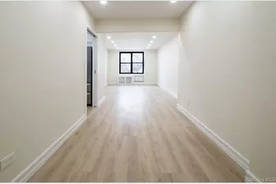 139-15 83 Avenue #423, Briarwood, NY 11435 - Photo 3