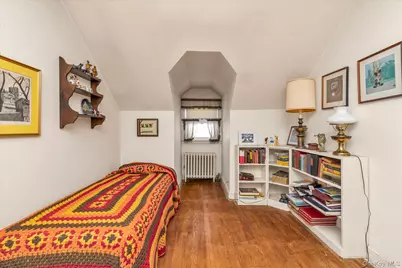 22 Hathaway Drive, Garden City, NY 11530 - Photo 7