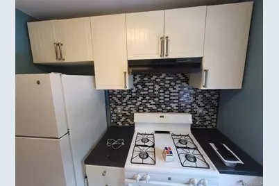 224-23 Kingsbury Avenue #B, Oakland Gardens, NY 11364 - Photo 17